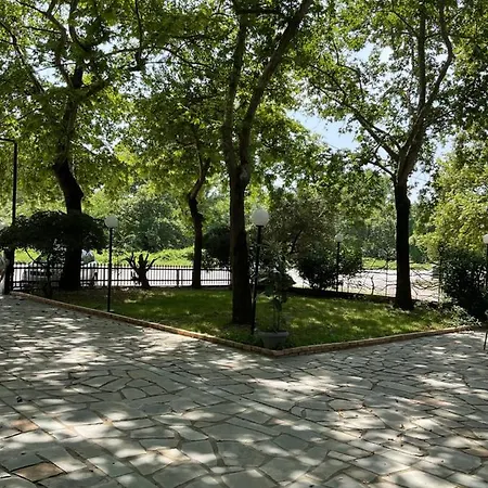 Argilos 公寓式酒店 *