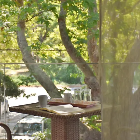 Argilos 公寓式酒店 *