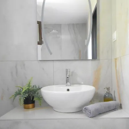 Argilos شقة فندقية *