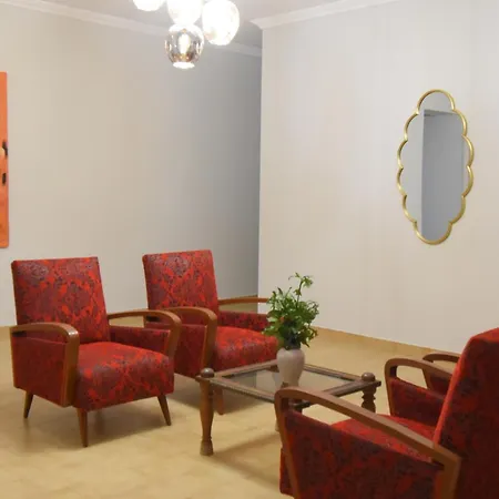 Aparthotel Argilos *