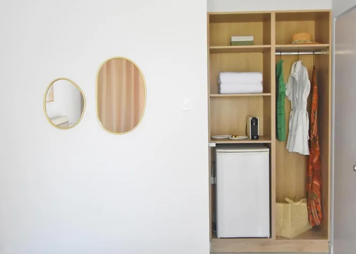 Argilos Appart hôtel *