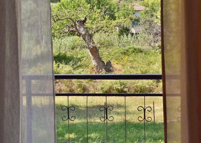 Argilos Appart hôtel *